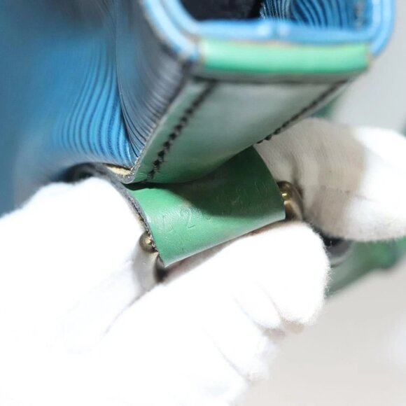 LOUIS VUITTON Epi Noe Shoulder Bag Bicolor Green Blue M44044 LV Auth 128621 - Picture 10 of 16